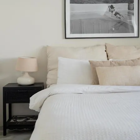 Bianca Elegant 4br Beachside Near Golf, Restaurants & Puerto Banus Prázdninový dům *